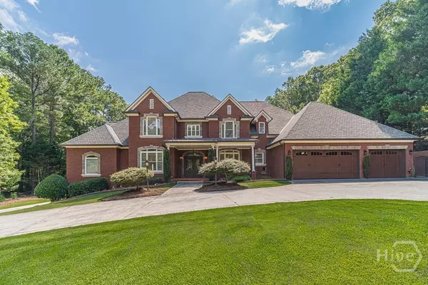 2431 Rabbit Farm CIR, Loganville, GA 30052