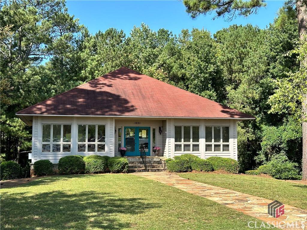 1251 Club DR, Bishop, GA 30621