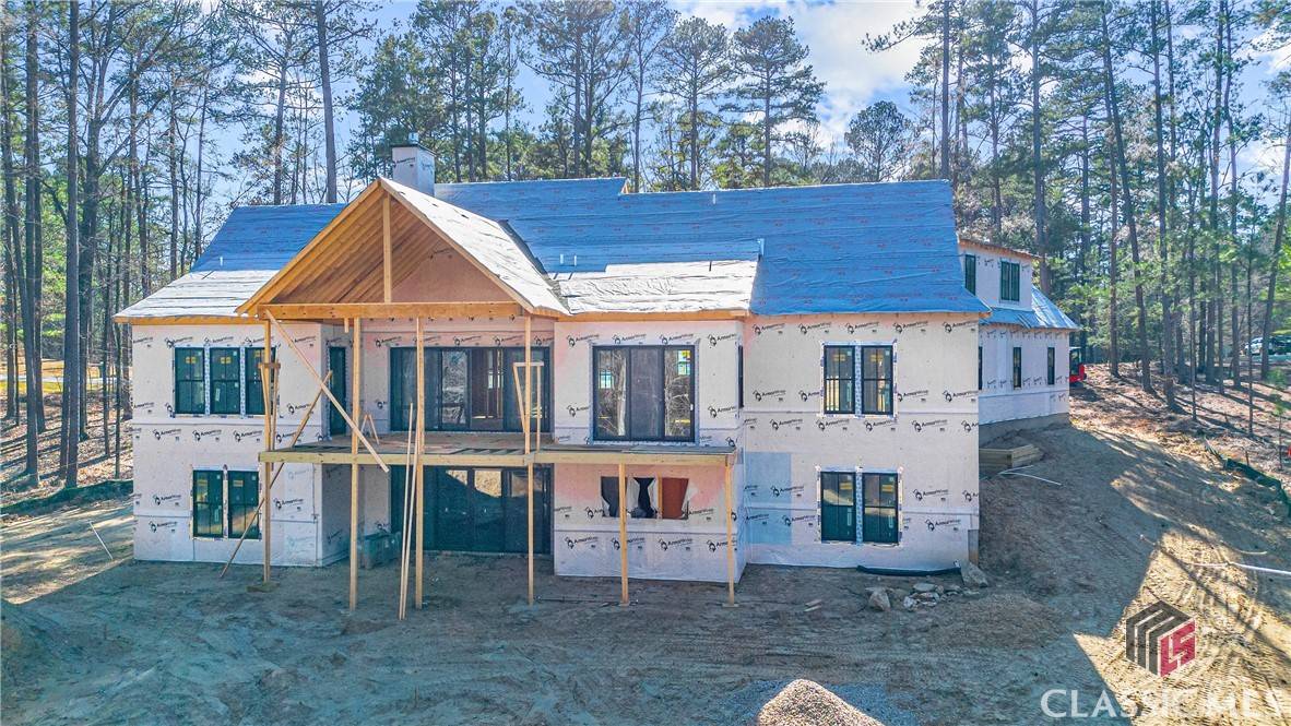 1040 Parrotts Cove RD, Greensboro, GA 30642