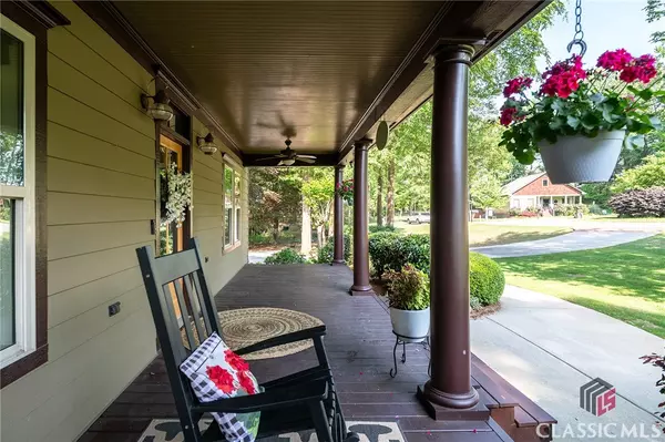 Comer, GA 30629,351 Live Oak LN