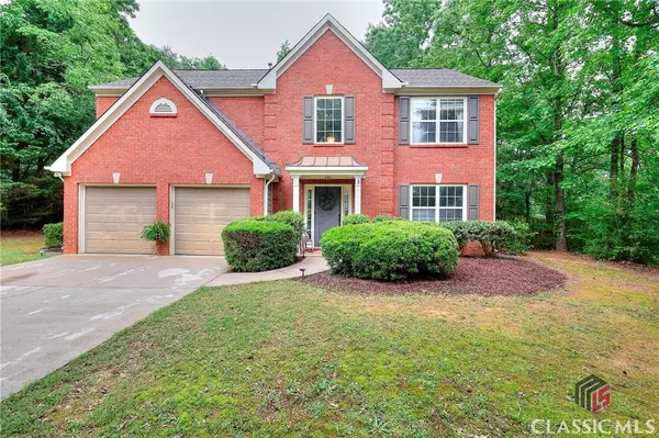 5765 Woodstone DR, Cumming, GA 30040