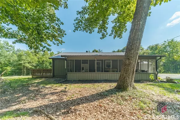 Homer, GA 30547,182 Murray RD