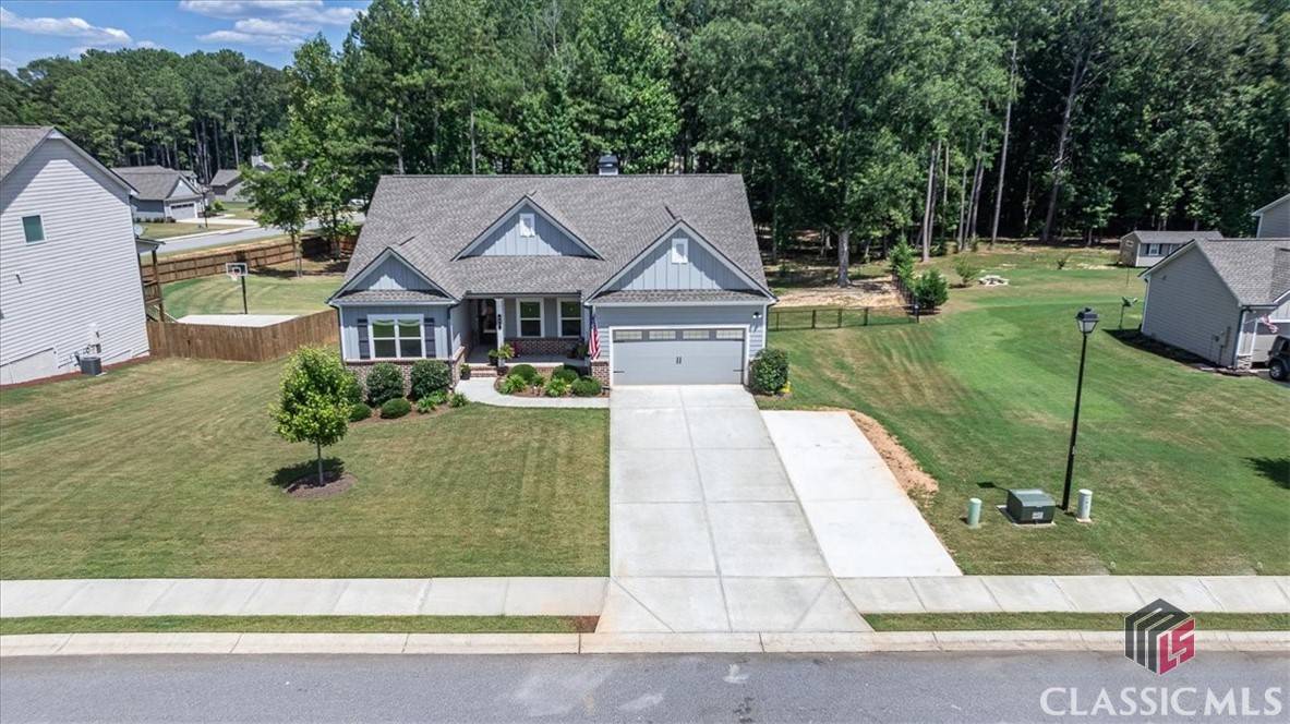 297 Woodbury LN, Hull, GA 30646
