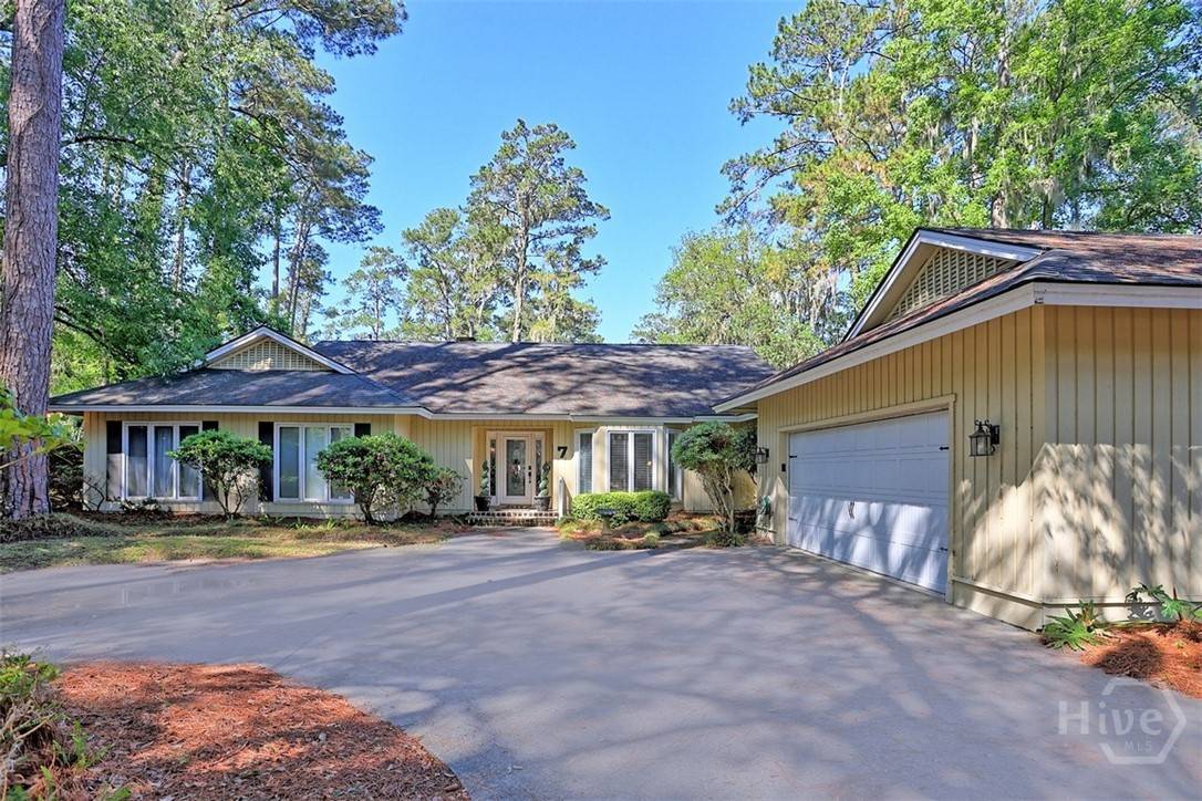 7 Rebecca LN, Savannah, GA 31411