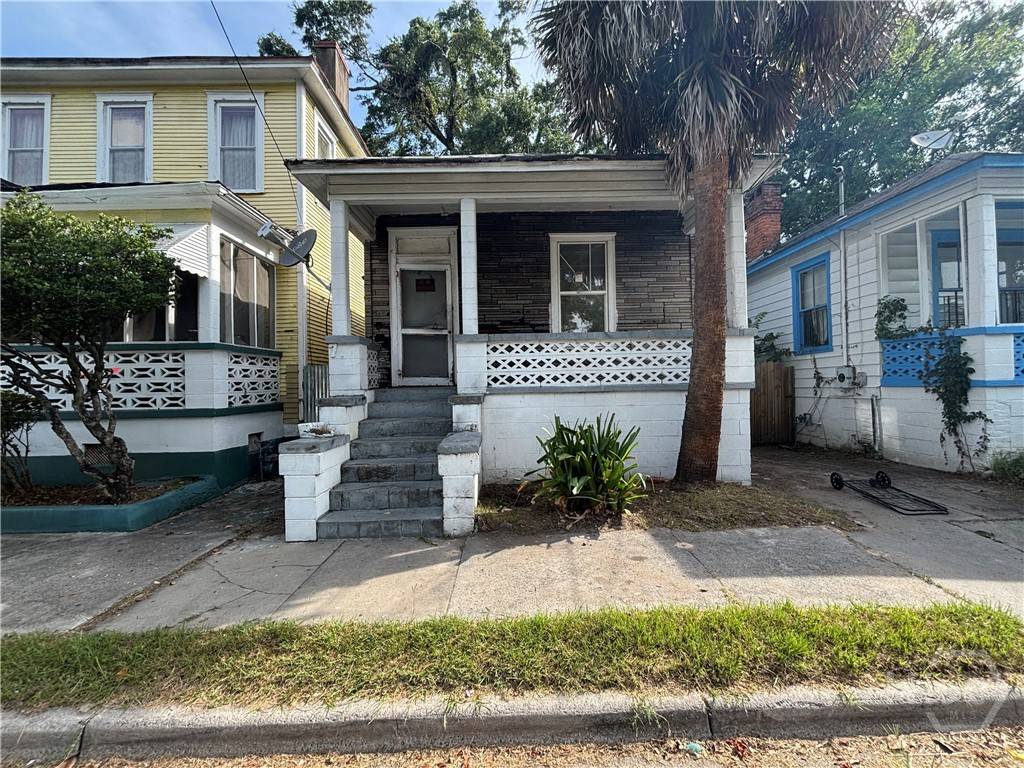 710 W 38th ST, Savannah, GA 31415