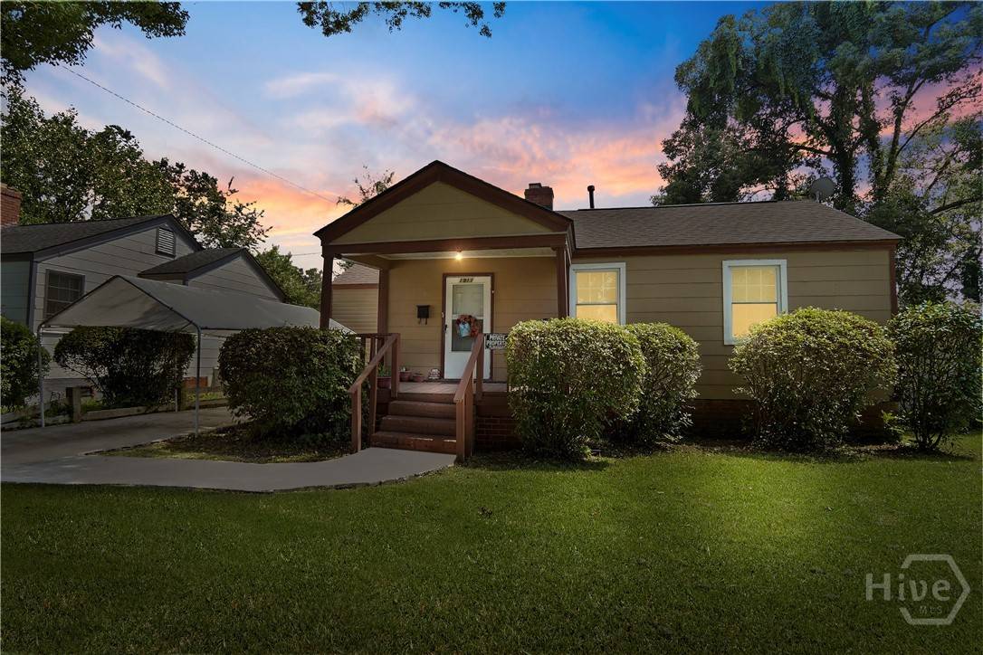 1911 Greenwood ST,  Savannah,  GA 31404