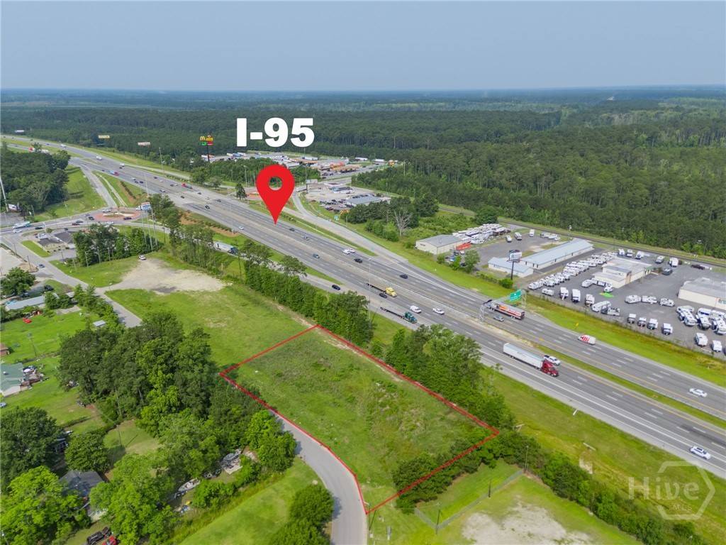 129 Thunderbird DR, Richmond Hill, GA 31324
