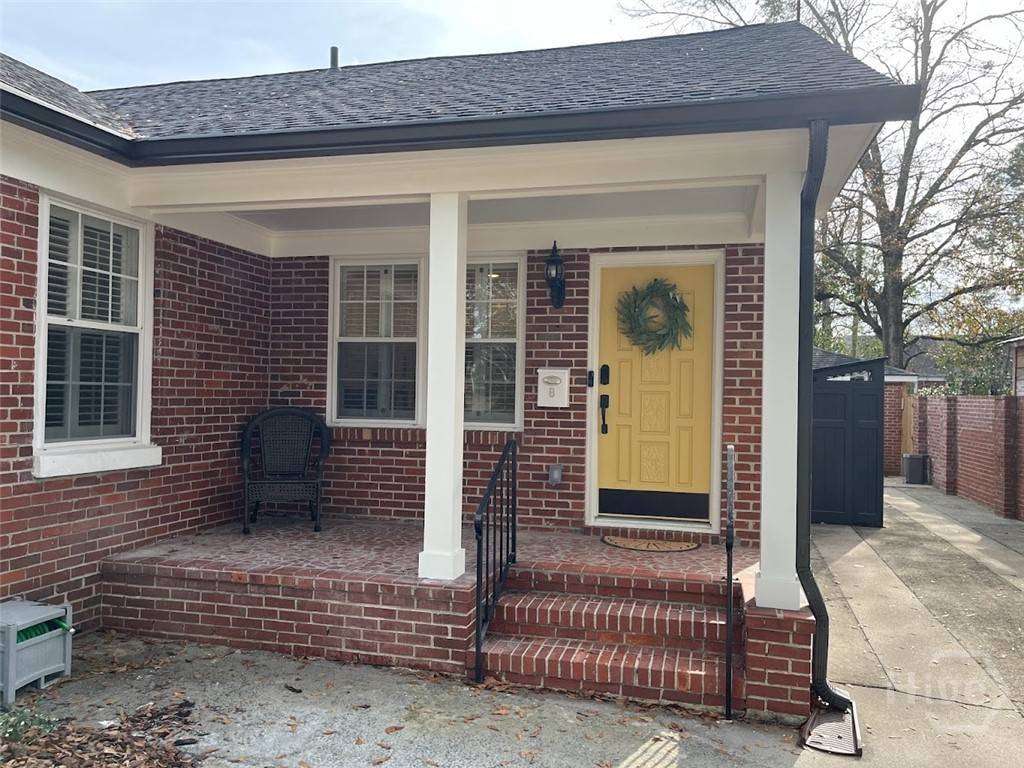 637 Columbus DR #B, Savannah, GA 31405
