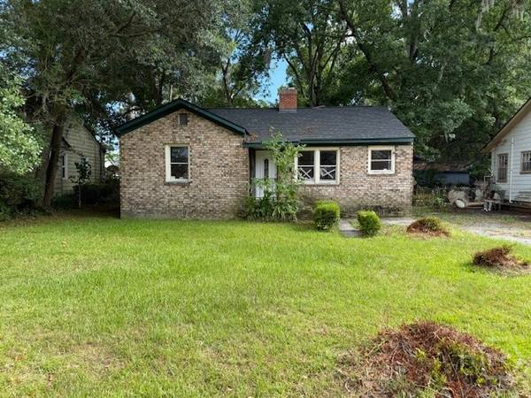 405 N Baldwin CIR, Savannah, GA 31405