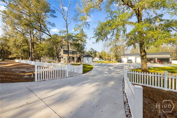 595 High Bluff RD, Rincon, GA 31326