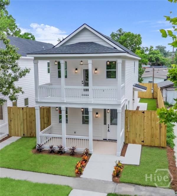904 E 33rd ST, Savannah, GA 31401