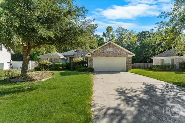 138 Meadowside LN, Savannah, GA 31405