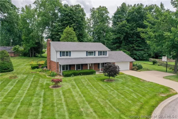 730 Poplar DR, Sellersburg, IN 47172