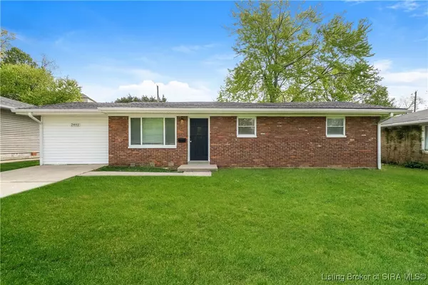 2402 Stover DR, New  Albany, IN 47150