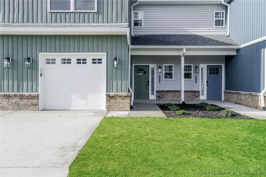 2062 N Sarah DR, Jeffersonville, IN 47130