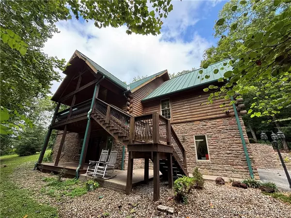 813 Woodland AVE, Corydon, IN 47112