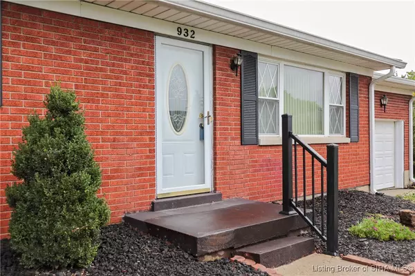 Clarksville, IN 47129,932 Sunnyside DR