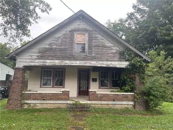 717 W Kenwood AVE, Clarksville, IN 47129