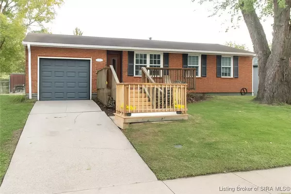 216 Riverwood DR, Jeffersonville, IN 47130