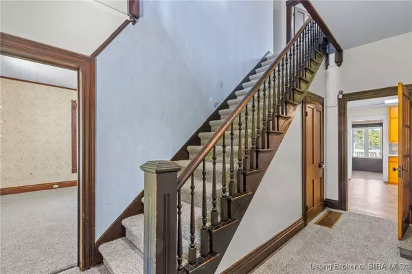 Borden, IN 47106,17906 State Road 60