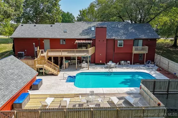 Floyds  Knobs, IN 47119,1019 Skyview DR