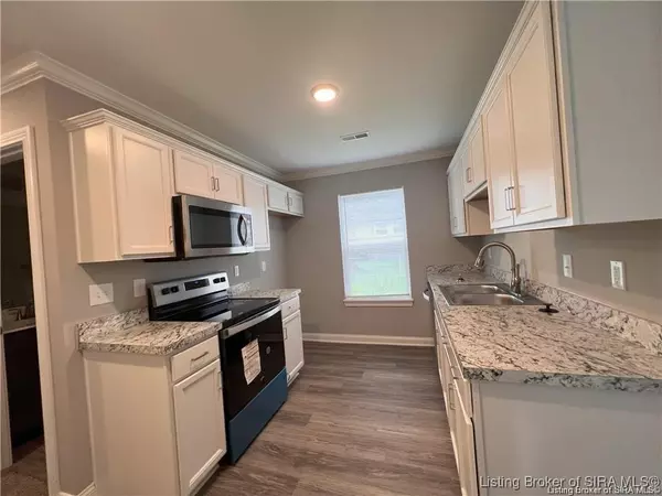 Charlestown, IN 47111,118 Clark RD