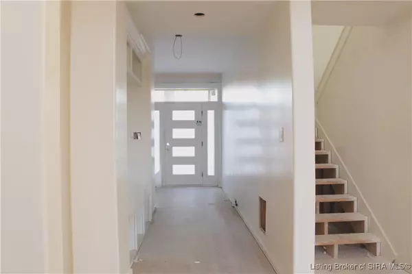 Jeffersonville, IN 47130,1020 Ridgeview DR