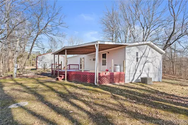 11905 W State Road 56, Lexington, IN 47138