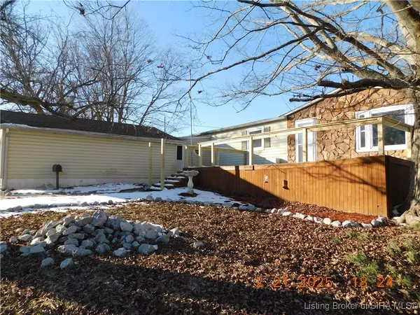 Greenville, IN 47124,9908 Bradford RD
