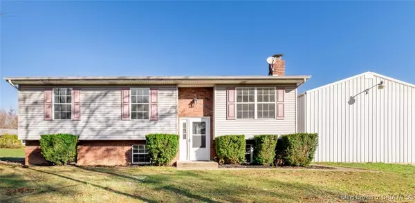 13229 Iris DR,  Memphis,  IN 47143