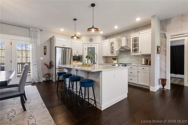 Floyds  Knobs, IN 47119,2605 W Deville CT