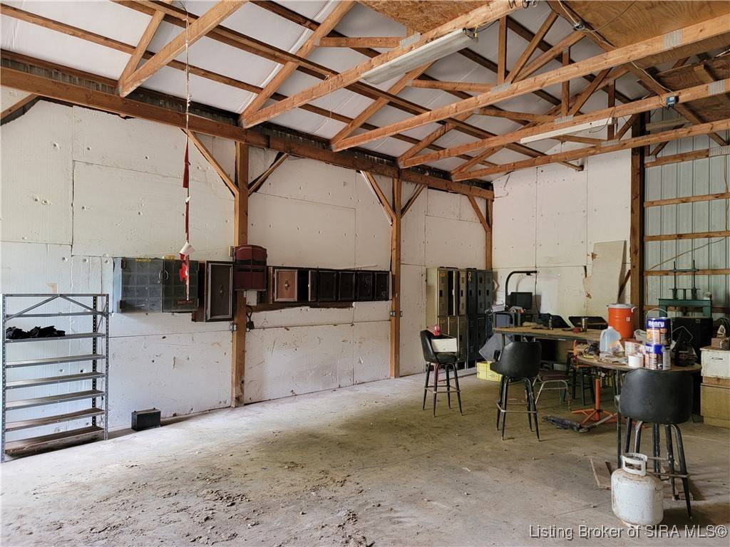 Commiskey, IN 47227,6706 N 1000 W
