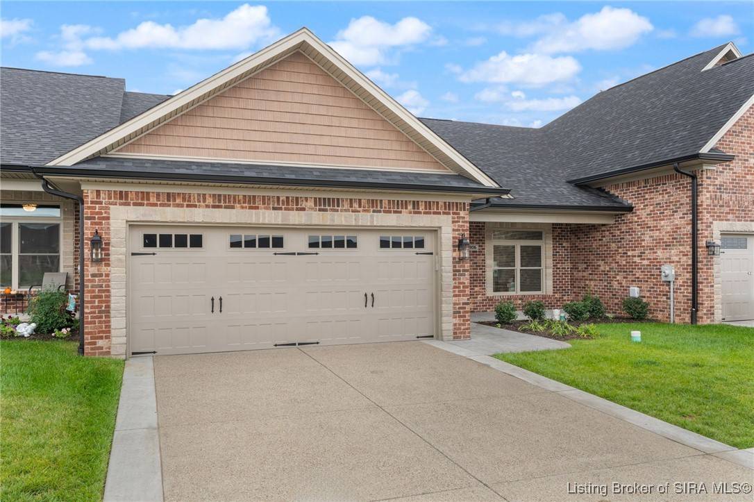 Jeffersonville, IN 47130,1923 Mystic Falls Circle #219