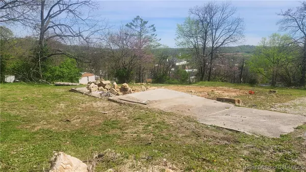Paoli, IN 47454,222 W Thornton ST