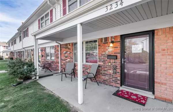 3234 Wooded WAY,  Jeffersonville,  IN 47130
