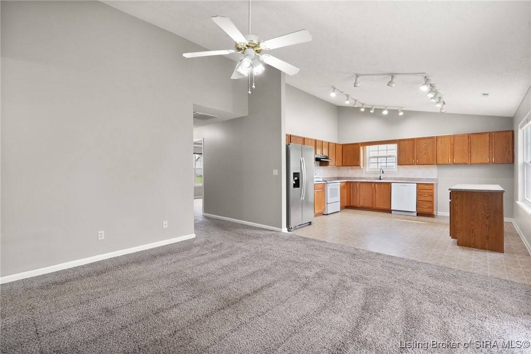 Jeffersonville, IN 47130,404 Old Creek LN