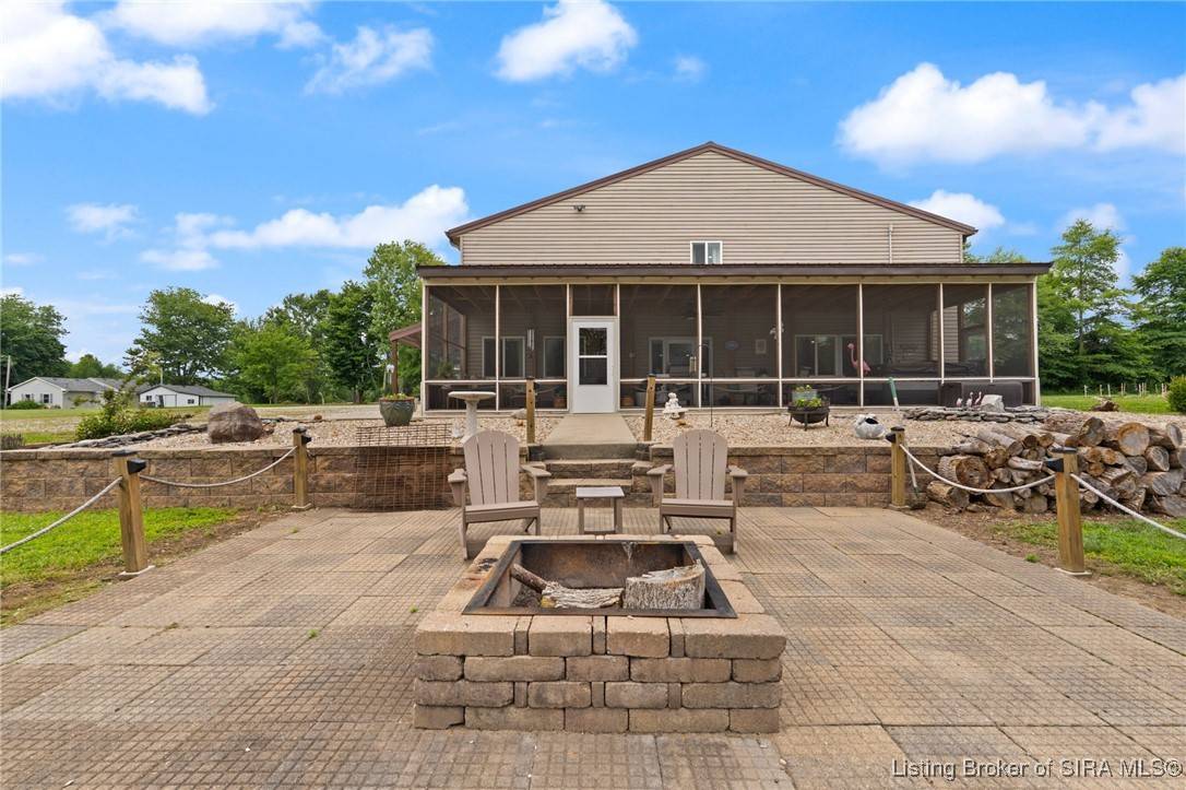 Austin, IN 47102,4248 N Whitsitt RD