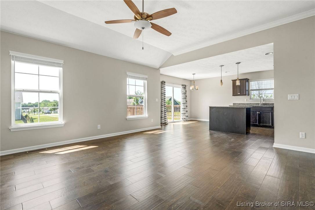 Jeffersonville, IN 47130,3802 Carnation CT