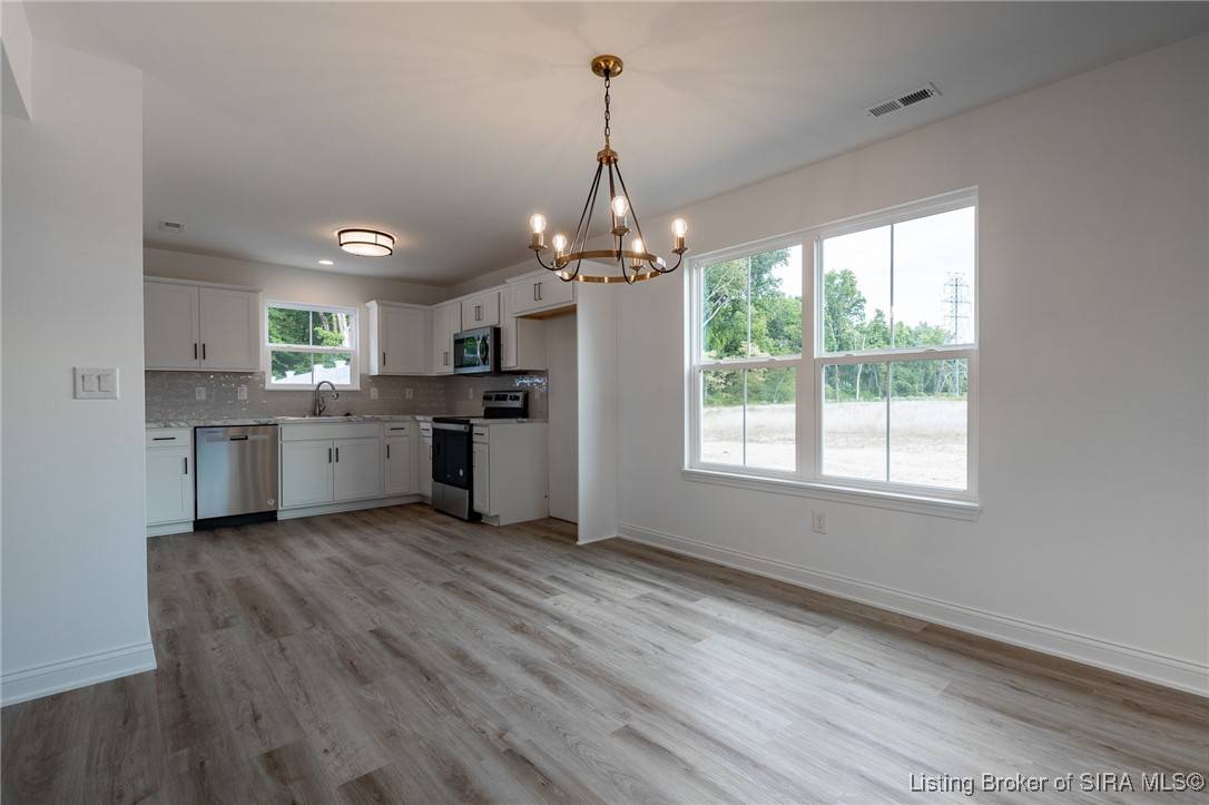 Jeffersonville, IN 47130,2087 Aster DR