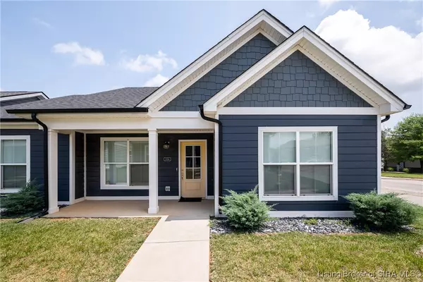 2056 Harmony LN, Charlestown, IN 47111