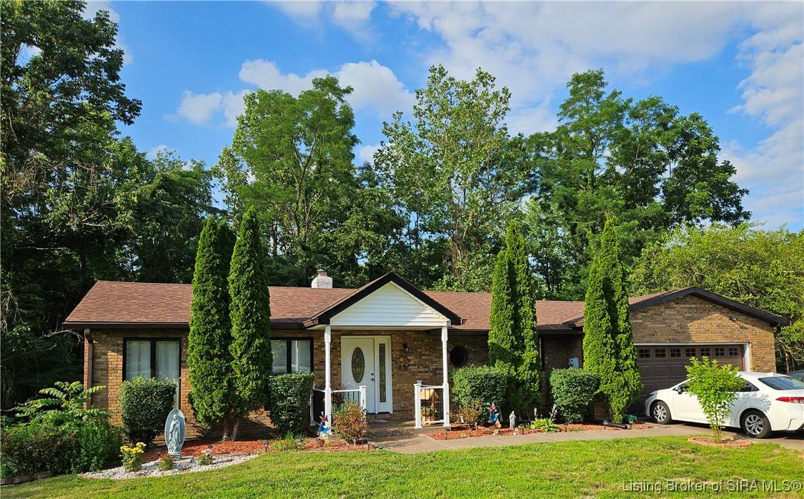 309 Laurel LN, Madison, IN 47250