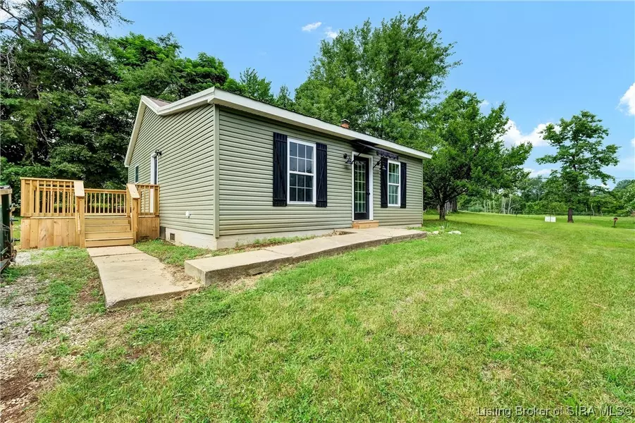 4945 W Rouck RD, New  Albany, IN 47150