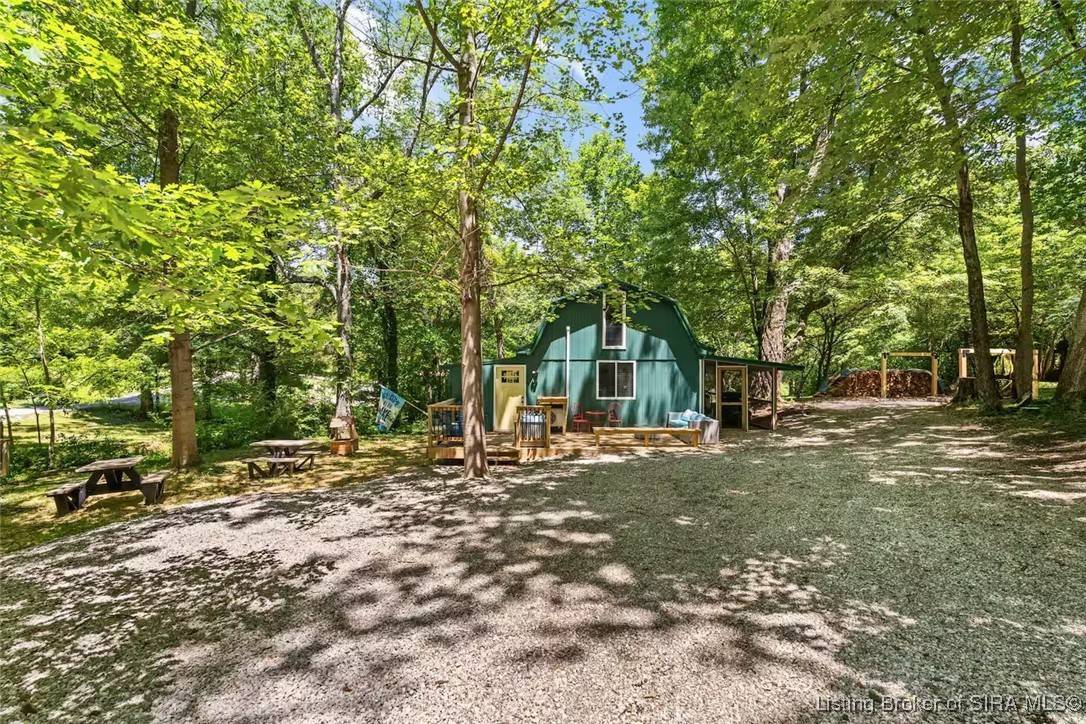3144 N Happy Hollow RD, Birdseye, IN 47513
