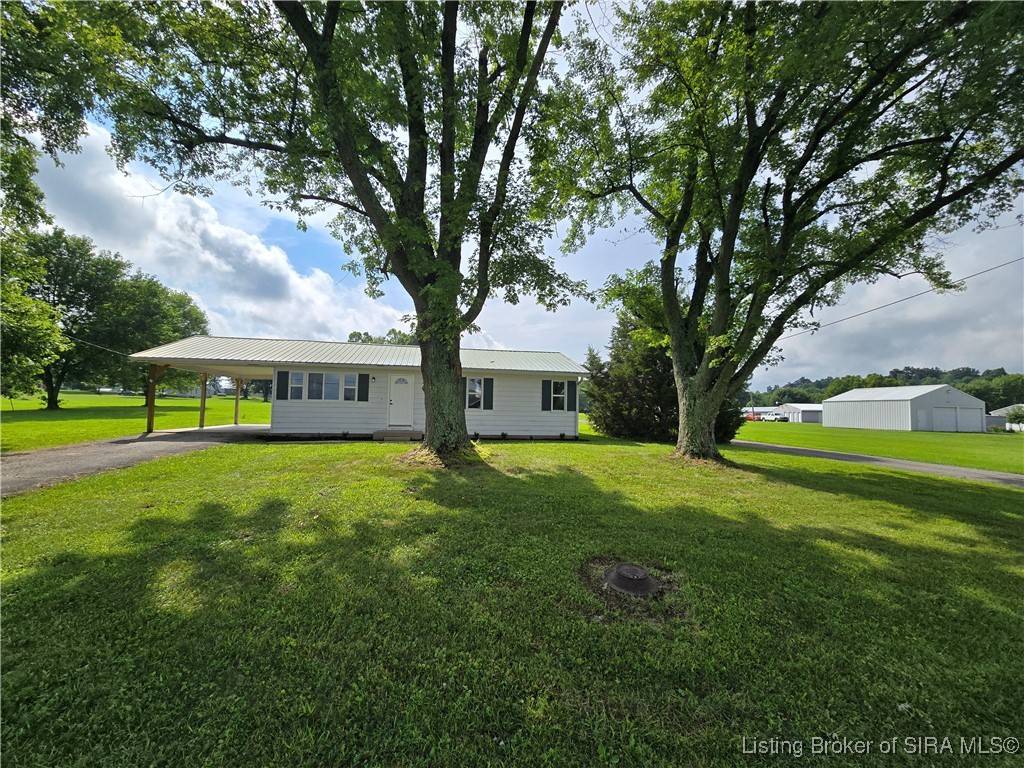 1120 E 5th ST, Pekin, IN 47165