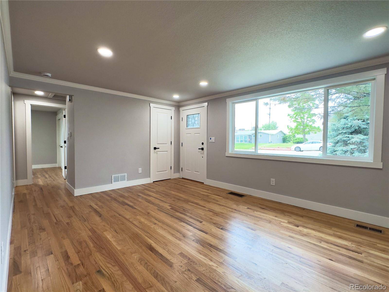 Lakewood, CO 80215,10025 W 8th AVE