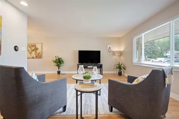 Colorado Springs, CO 80905,513 Arapahoe DR