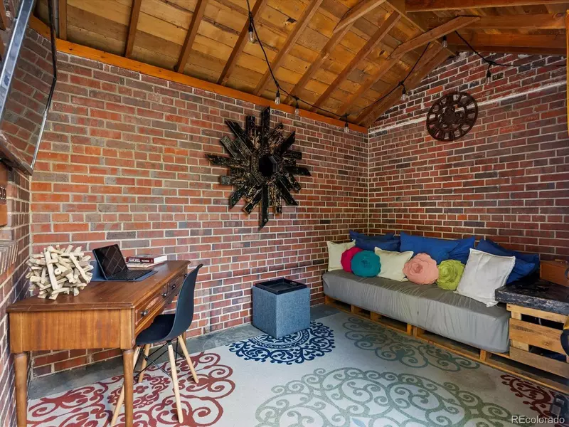 2289 Hudson ST, Denver, CO 80207