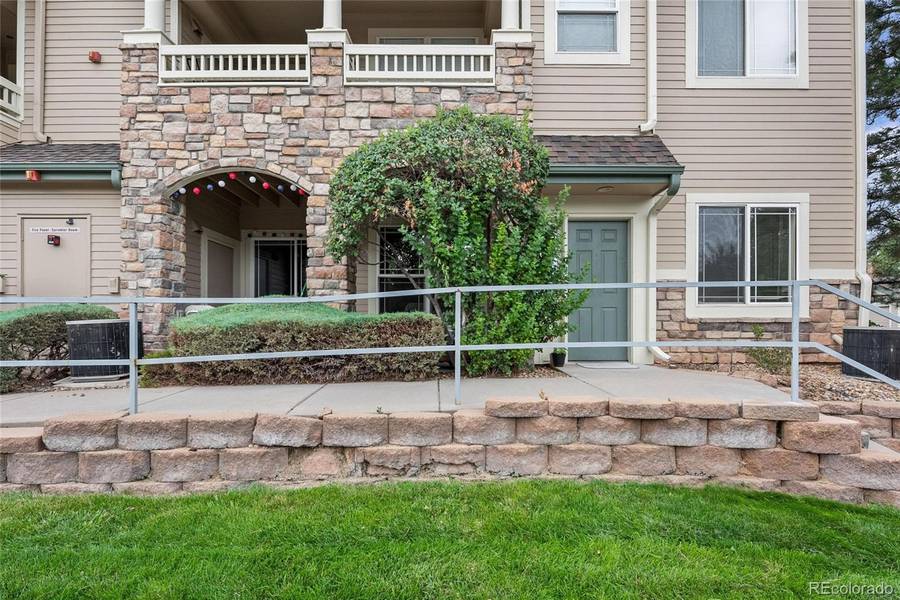 8309 S Independence CIR #101, Littleton, CO 80128