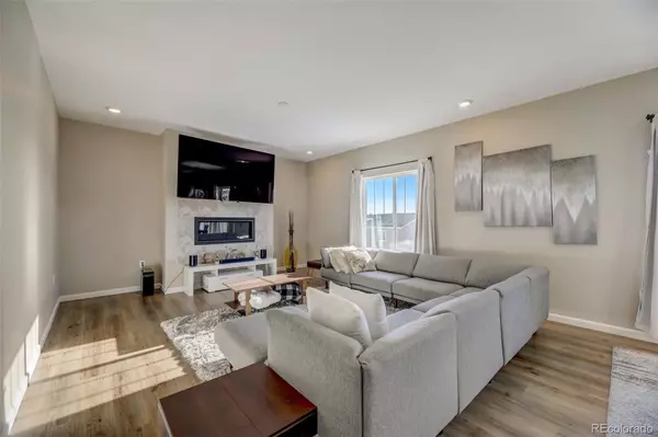 Castle Rock, CO 80104,5078 Blue Lunar LN