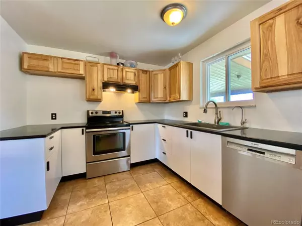 Northglenn, CO 80233,2049 E 116 AVE